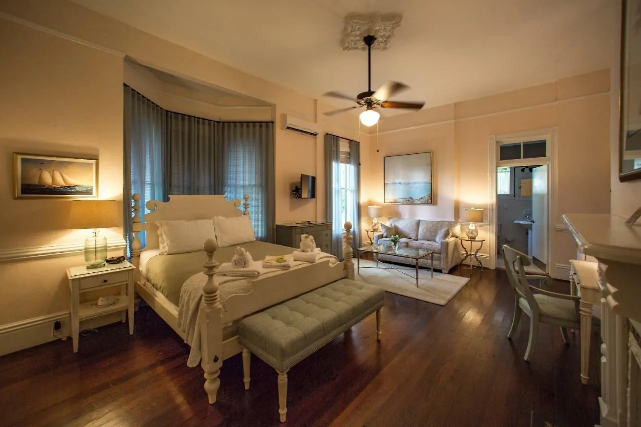 Bed & Breakfast The Conch House Heritage Inn Key West